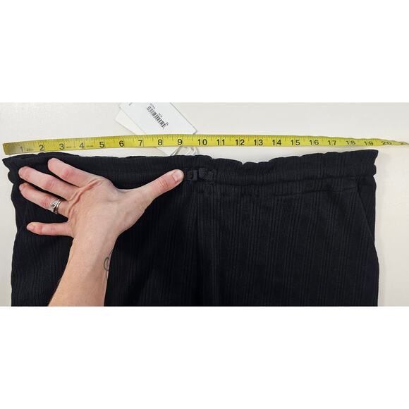 NWT vitamin A tencell lycra ribbed drawstring pocket minimalist shorts XL black - Picture 10 of 11